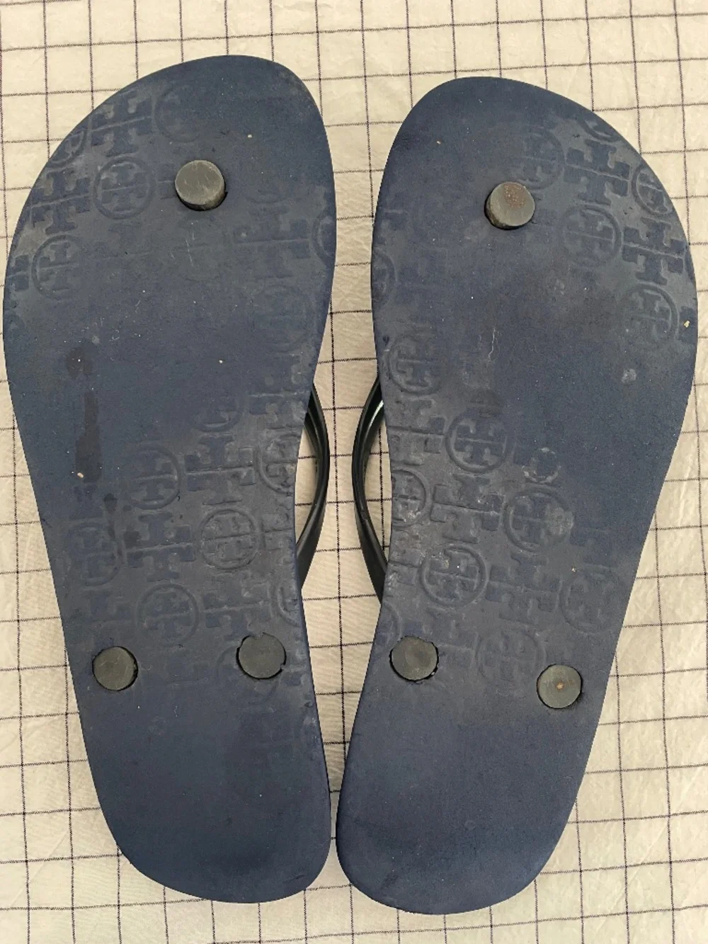 Tory Burch Navy Floral Pattern Flip Flops ~ SZ 7